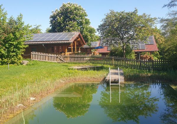 Unser Badeteich im Frühling